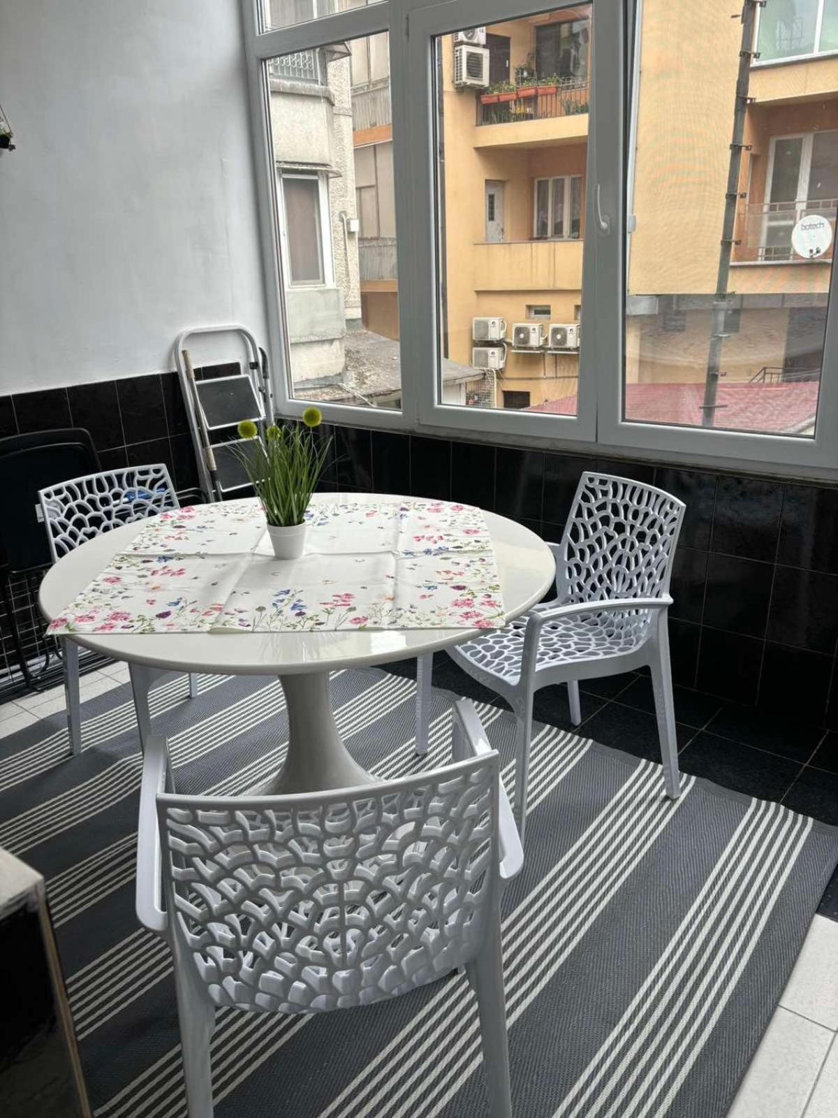 Black Sea Top Centre Apartments Warna Exterior foto
